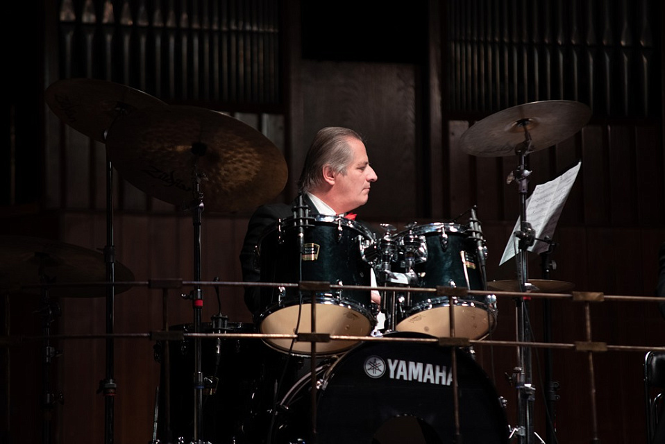 XIX Международный фестиваль "Джаз в филармонии". Государственный камерный оркестр джазовой музыки имени Олега Лундстрема, 13 Ноября 2022г. — фото 30