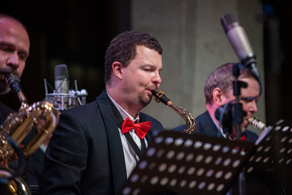 XIX Международный фестиваль "Джаз в филармонии". Государственный камерный оркестр джазовой музыки имени Олега Лундстрема, 13 Ноября 2022г. — фото 23