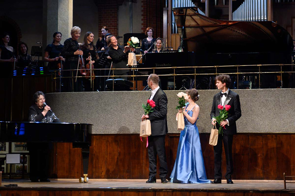 «Музыкальная сборная России», Камерный оркестр филармонии, солисты Санкт-Петербургского Дома музыки, 19 Апреля 2025г. — фото 15