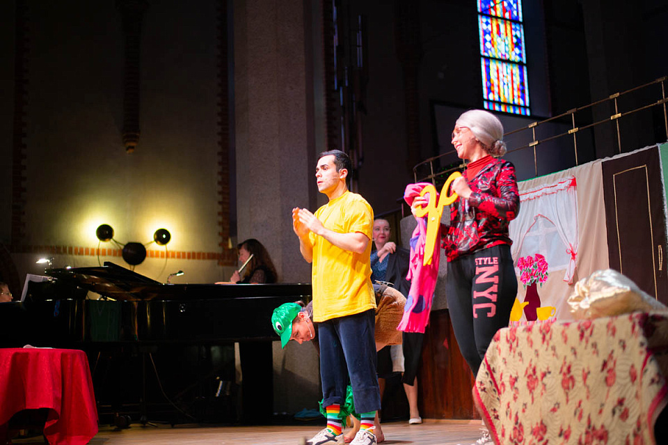 МУЗЫКАЛЬНЫЙ СПЕКТАКЛЬ «МОЙДОДЫР», 14 Февраля 2021г. — фото 112