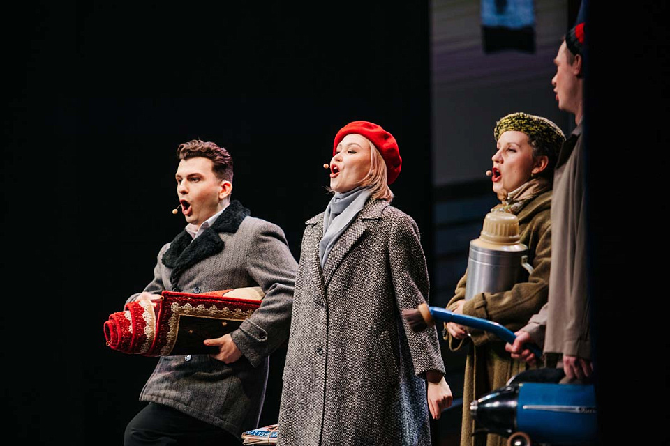 Мюзикл "А у нас во дворе...", "Янтарь-холл", фестиваль "Русская музыка на Балтике", 12 Июня 2025г. — фото 7