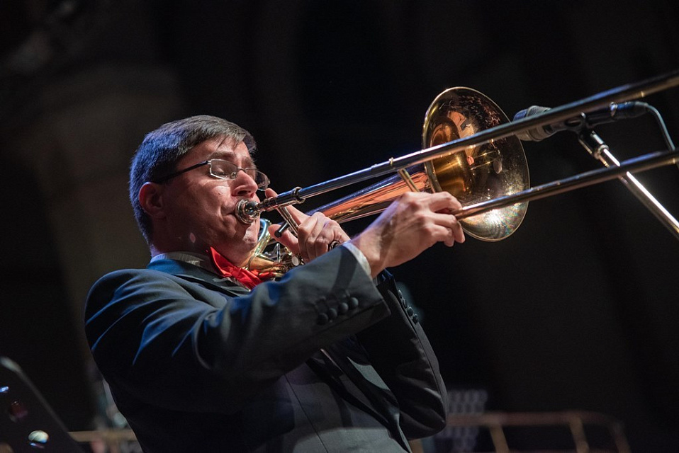 XIX Международный фестиваль "Джаз в филармонии". Государственный камерный оркестр джазовой музыки имени Олега Лундстрема, 13 Ноября 2022г. — фото 11