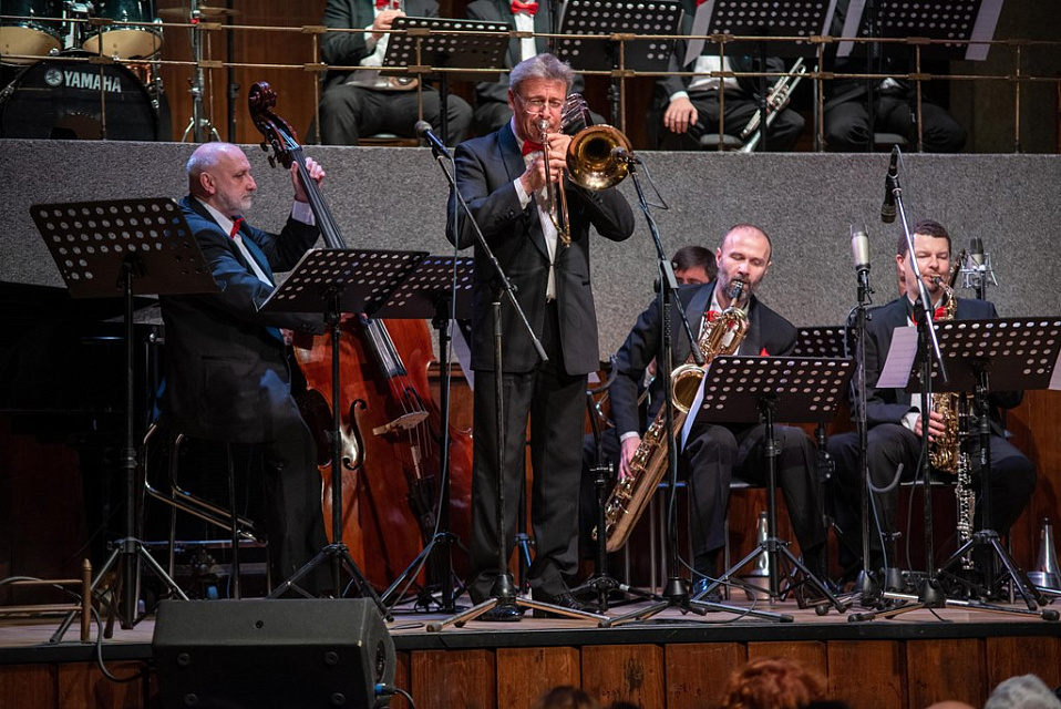 XIX Международный фестиваль "Джаз в филармонии". Государственный камерный оркестр джазовой музыки имени Олега Лундстрема, 13 Ноября 2022г. — фото 26