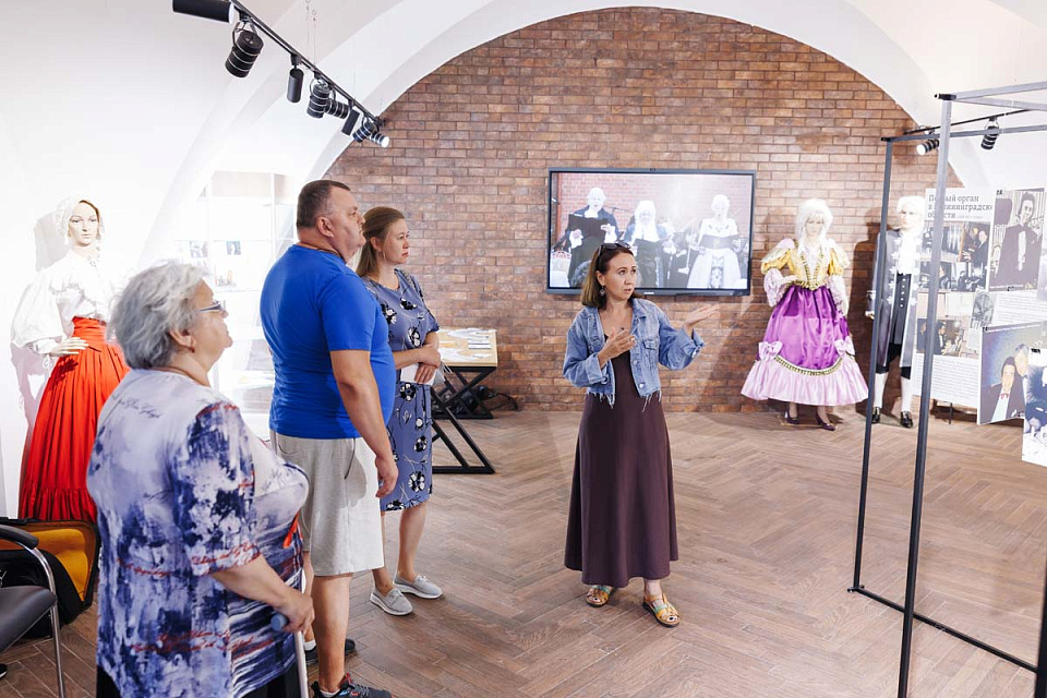Открытие выставки «Орган. Гродберг. Бах» в малом зале филармонии, фестиваль «Бахослужение», 20 Июля 2025г. — фото 7