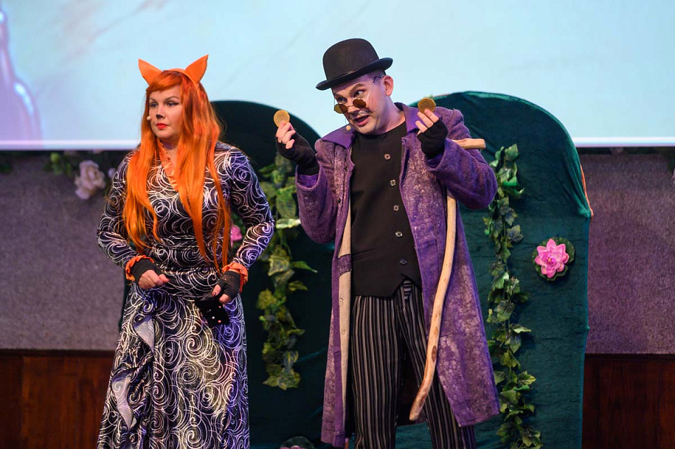 МУЗЫКАЛЬНЫЙ СПЕКТАКЛЬ «ПРИКЛЮЧЕНИЯ БУРАТИНО» к 65-летию Калининградской областной филармонии, 6 Октября 2024г. — фото 14