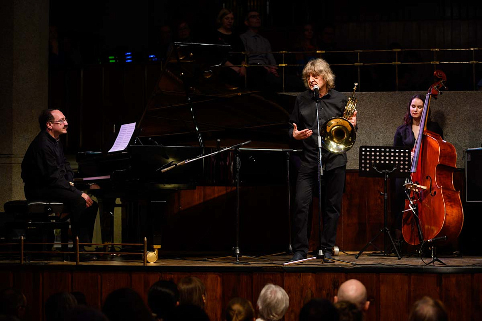 Фестиваль "Джаз в филармонии": ШИЛКЛОПЕР - КРАМЕР - ЧЕРНАКОВА, 11 Ноября 2023г. — фото 8