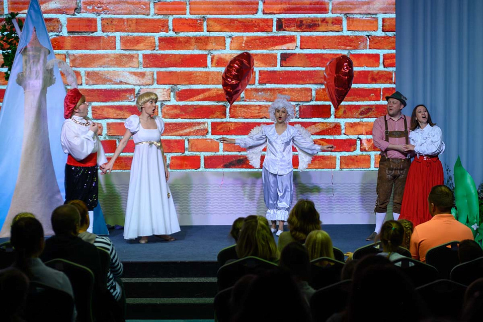 Музыкальная сказка "Рапунцель" в театры эстрады "Янтарь-холл", г. Светлогорск, 12 Мая 2024г. — фото 23