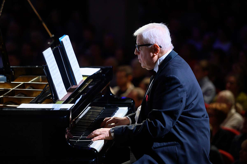 Концерт Государственного камерного оркестра джазовой музыки имени Олега Лундстрема, Международный фестиваль "Джаз в филармонии", 9 Ноября 2024г. — фото 8