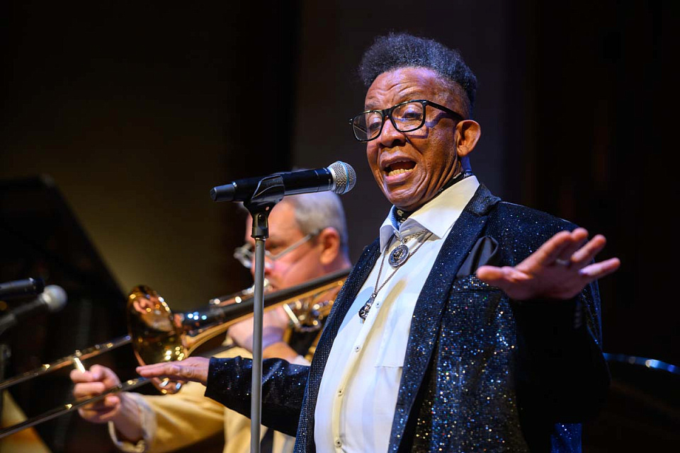 Стивен Митчелл и Джем-бенд Максима Пиганова, Международный фестиваль "Джаз в филармонии", 18 Ноября 2025г. — фото 6