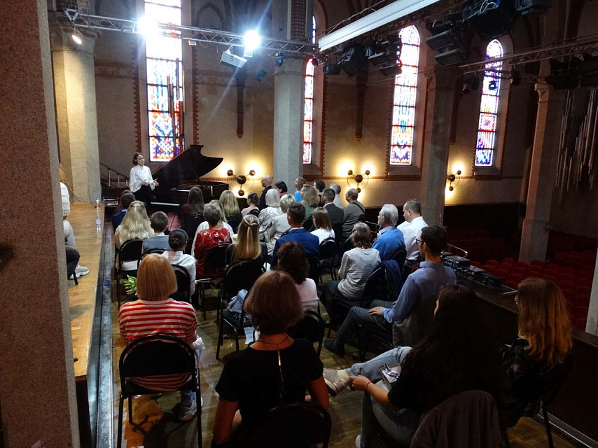 «Беседы у рояля», солистка Анна Ушакова, 23 Сентября 2023г. — фото 5