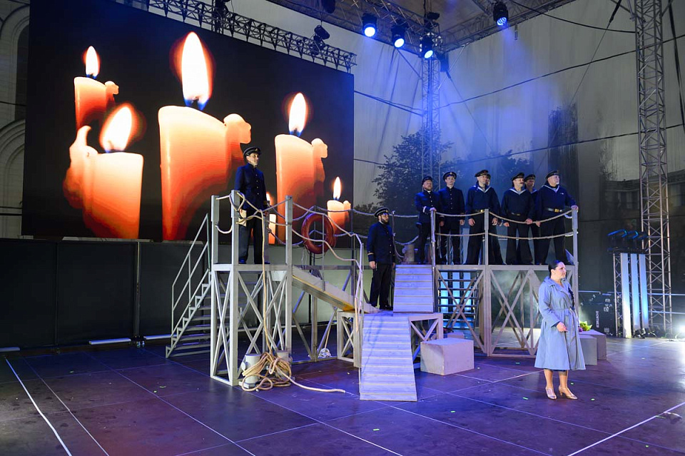 Музыкальное героическое повествование «Раскинулось море широко», пл.Победы, 9 Мая 2025г. — фото 24