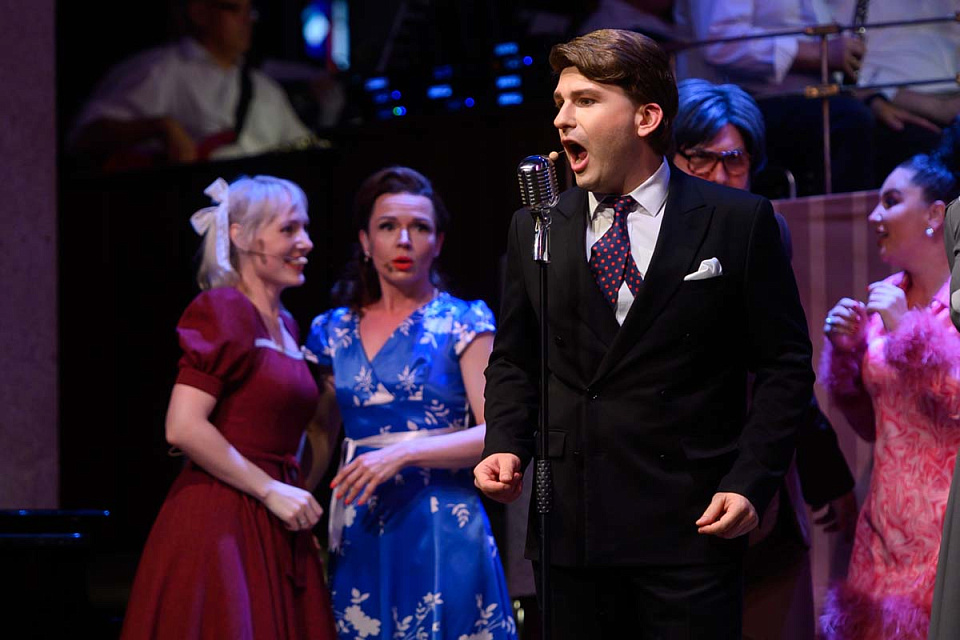 Театрализованное шоу, мюзикл в духе 60-х "А у нас во дворе...", 30 Июня 2024г. — фото 20