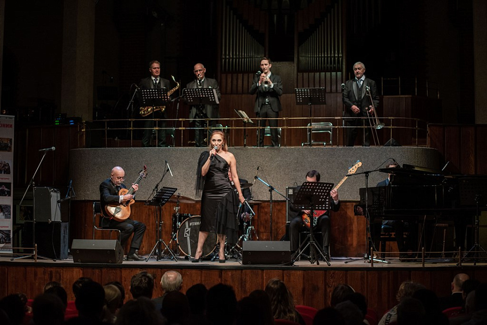 XIX Международный фестиваль "Джаз в филармонии". Ансамбль "Уральский диксиленд" (Челябинск), 11 Ноября 2022г. — фото 9