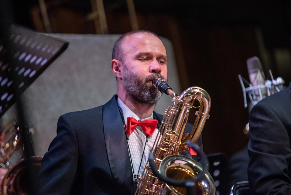 XIX Международный фестиваль "Джаз в филармонии". Государственный камерный оркестр джазовой музыки имени Олега Лундстрема, 13 Ноября 2022г. — фото 7