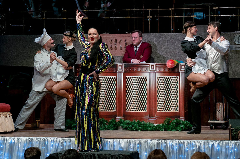 Каким нам запомнится музыкальный детектив "Новогодний переполох в отеле "FILTON"" (фото)., 13 Января 2022г. — фото 33