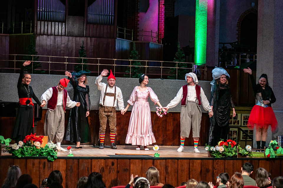 Музыкальный спектакль для детей «Белоснежка», 28 Февраля 2021г. — фото 59