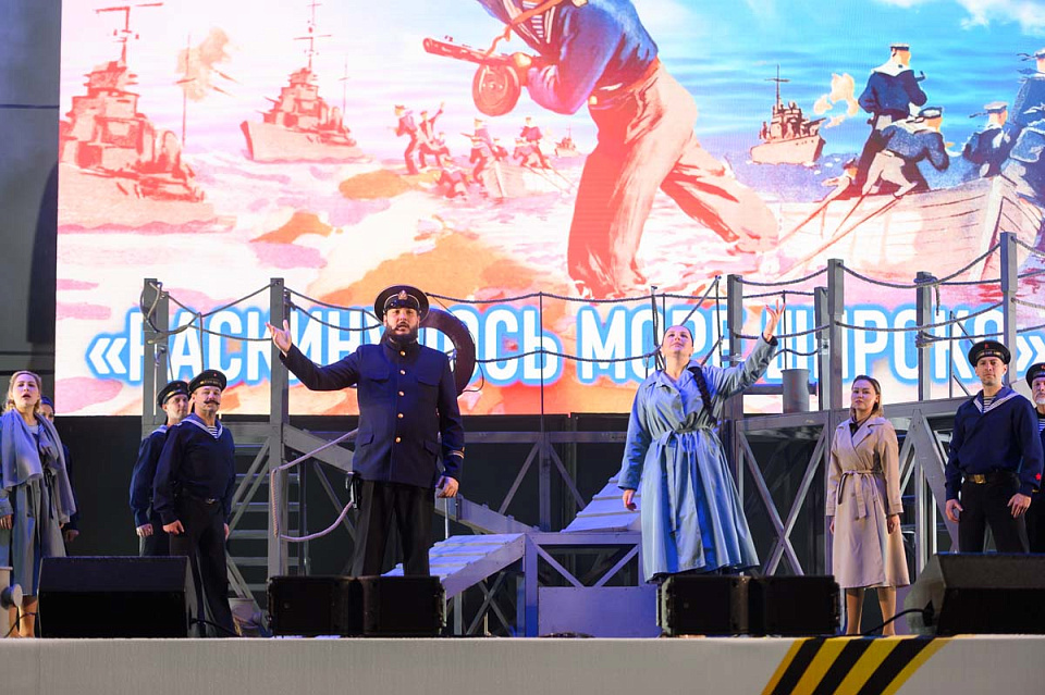 Музыкальное героическое повествование «Раскинулось море широко», пл.Победы, 9 Мая 2025г. — фото 27