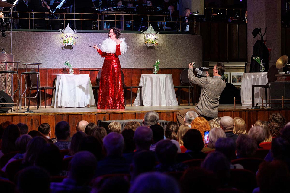 Мюзикл «Я подарю тебе Париж!», Концертный духовой оркестр и солисты филармонии, 8 Марта 2026г. — фото 7