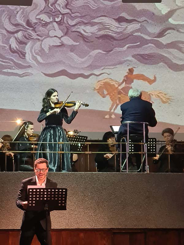 Павел Деревянко (Москва) и Камерный оркестр филармонии, «Сказки с оркестром», 22 Апреля 2023г. — фото 5