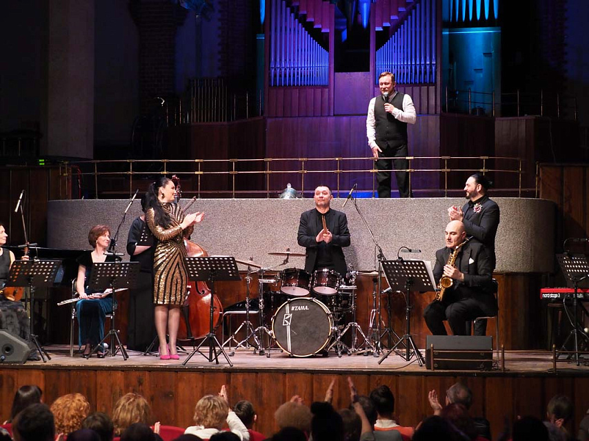 КОНЦЕРТ ФРАНЦУЗСКОГО ШАНСОНА из абонемента программы филармонии «Молодежная академия искусств», 4 Апреля 2024г. — фото 16