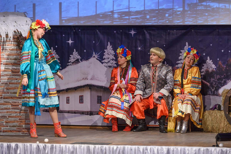 «Ночь перед Рождеством», музыкальная сказка в исполнении солистов и артистов филармонии, ансамбля «Русская песня», 1 Января 2025г. — фото 8