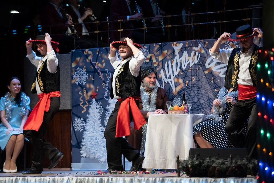 Премьера новогоднего театрализованного шоу "А у нас во дворе", 29 Декабря 2022г. — фото 30