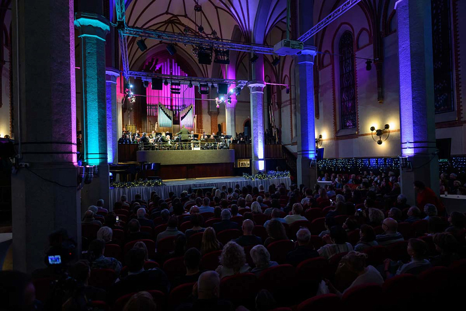 "Золотые хиты джаза", Концертный духовой оркестр и солисты филармонии, 29 Декабря 2025г. — фото 16