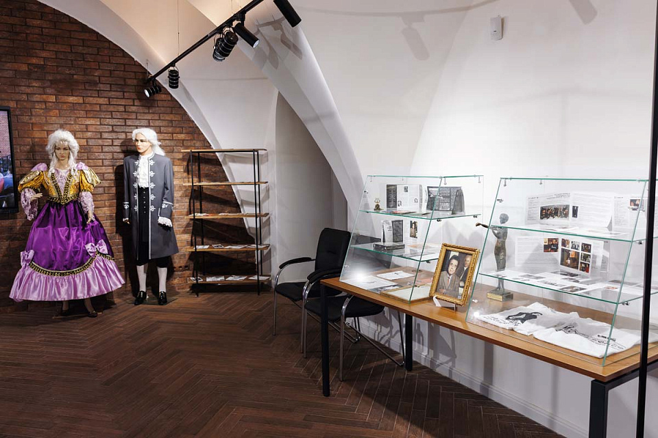 Открытие выставки «Орган. Гродберг. Бах» в малом зале филармонии, фестиваль «Бахослужение», 20 Июля 2025г. — фото 9