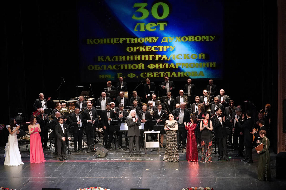 В Драмтеатре состоялся грандиозный гала-концерт «Опера, оперетта, мюзикл...», 12 Мая 2021г. — фото 166