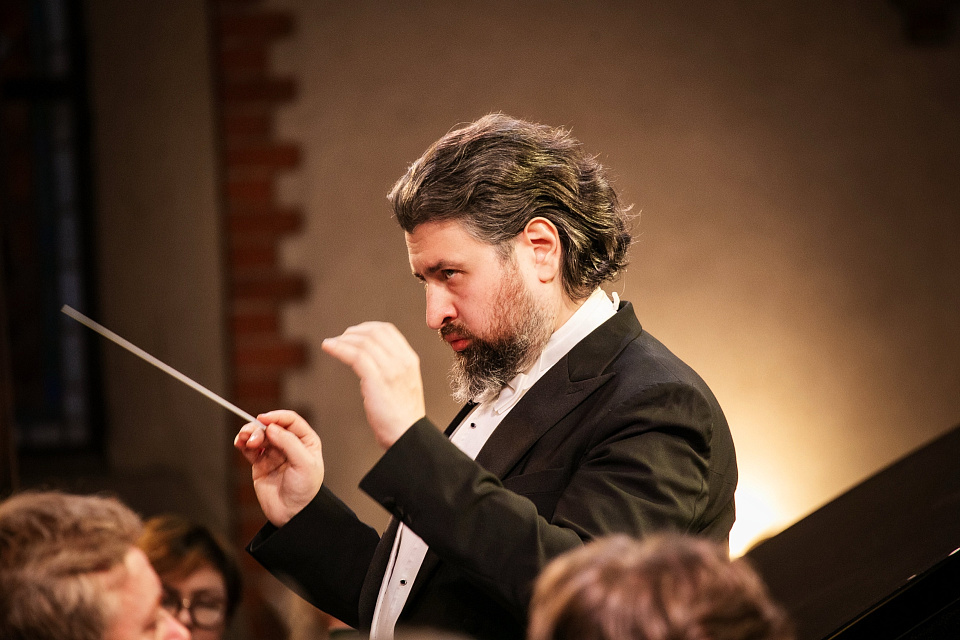 Государственный академический симфонический оркестр России им.Е.Ф. Светланова, дирижёр Д.Юровский, солист К.Емельянов, «Русская музыка на Балтике», 6 апреля 2026г. — фото 11