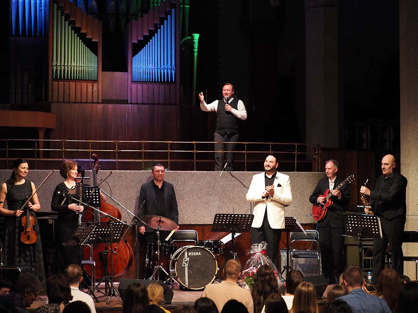 Концерт «ФРЭНК СИНАТРА»,абонемент «Арт-проект Александра Дудницкого» «Молодежной академии искусств» филармонии, 23 Мая 2024г. — фото 21