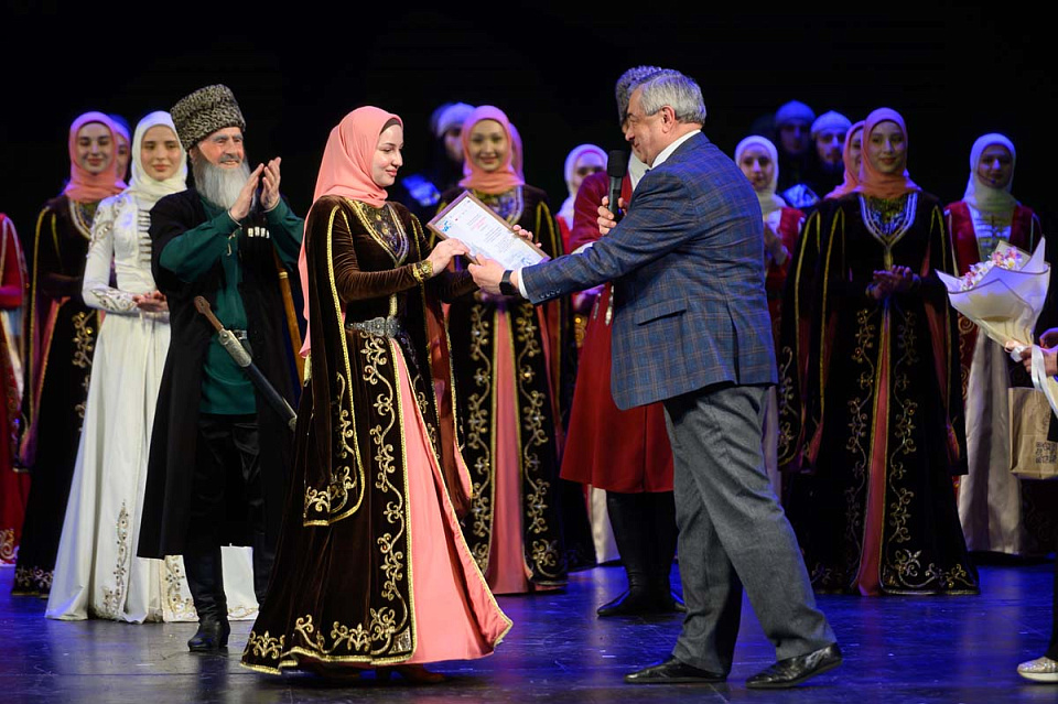 Государственный фольклорный ансамбль песни и танца «Нохчо», фестиваль «Русская музыка на Балтике», Драмтеатр, 14 Мая 2025г. — фото 26