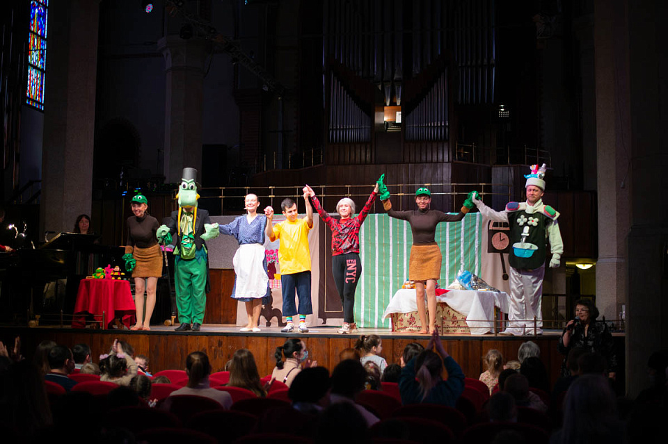 МУЗЫКАЛЬНЫЙ СПЕКТАКЛЬ «МОЙДОДЫР», 14 Февраля 2021г. — фото 133