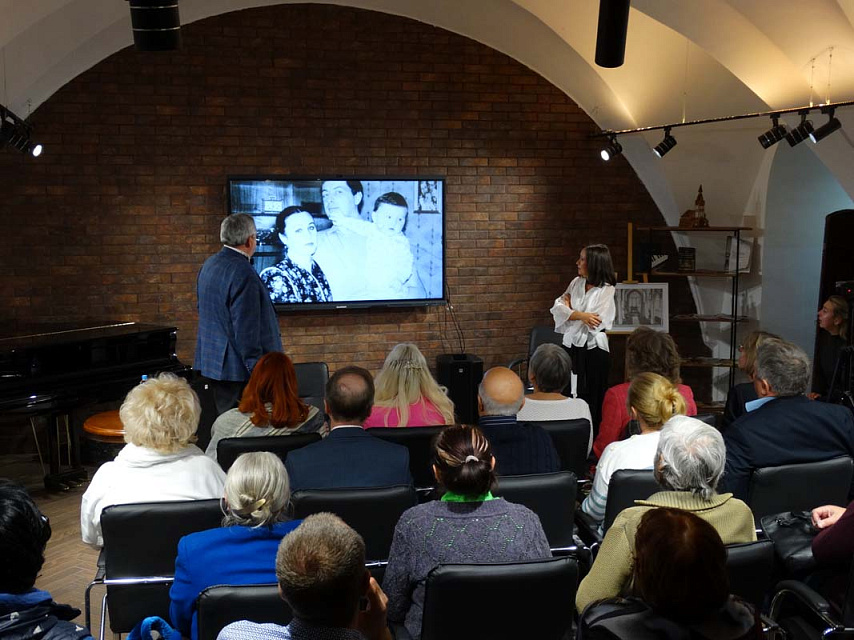 Творческая встреча с Виктором Бобковым, премьера проекта «Филармоническая среда» в малом зале, 1 Октября 2025г. — фото 5