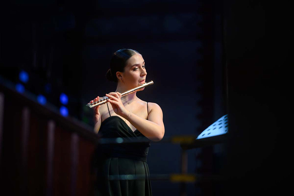 Международный фестиваль «Джаз в филармонии», Ансамбли «ЗВУК» (Москва) и «Акцент» (Калининград), 19 Ноября 2025г. — фото 3