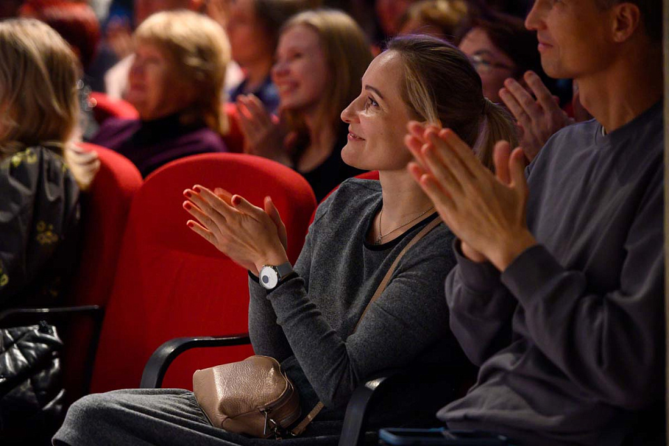 Концерт Камерного оркестра «В КОНЦЕРТНЫЙ ЗАЛ ЗА ВОЛШЕБСТВОМ!», 27 Декабря 2023г. — фото 16