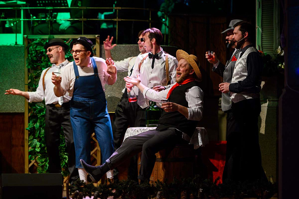 Премьера мюзикла «БРАК ПО ЗАВЕЩАНИЮ ИЛИ ОДНАЖДЫ В ИТАЛИИ» 2023/24, 28 Декабря 2023г. — фото 19