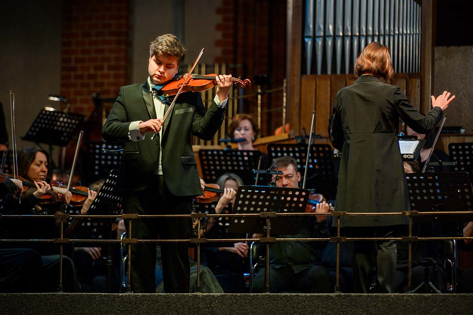 «Музыкальная сборная России». А.Папушев, М.Ли, Л.Журавский и оркестр филармонии, «Русская музыка на Балтике», 13 Апреля 2024г. — фото 2