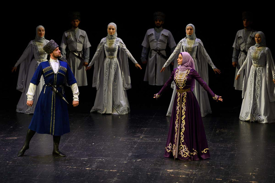 Государственный академический ансамбль танца «Вайнах», «Русская музыка на Балтике», Драмтеатр, 10 Июня 2024г. — фото 5