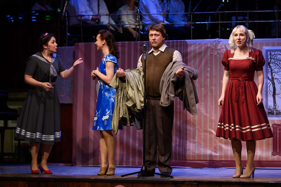 Театрализованное шоу, мюзикл в духе 60-х "А у нас во дворе...", 30 Июня 2024г. — фото 16