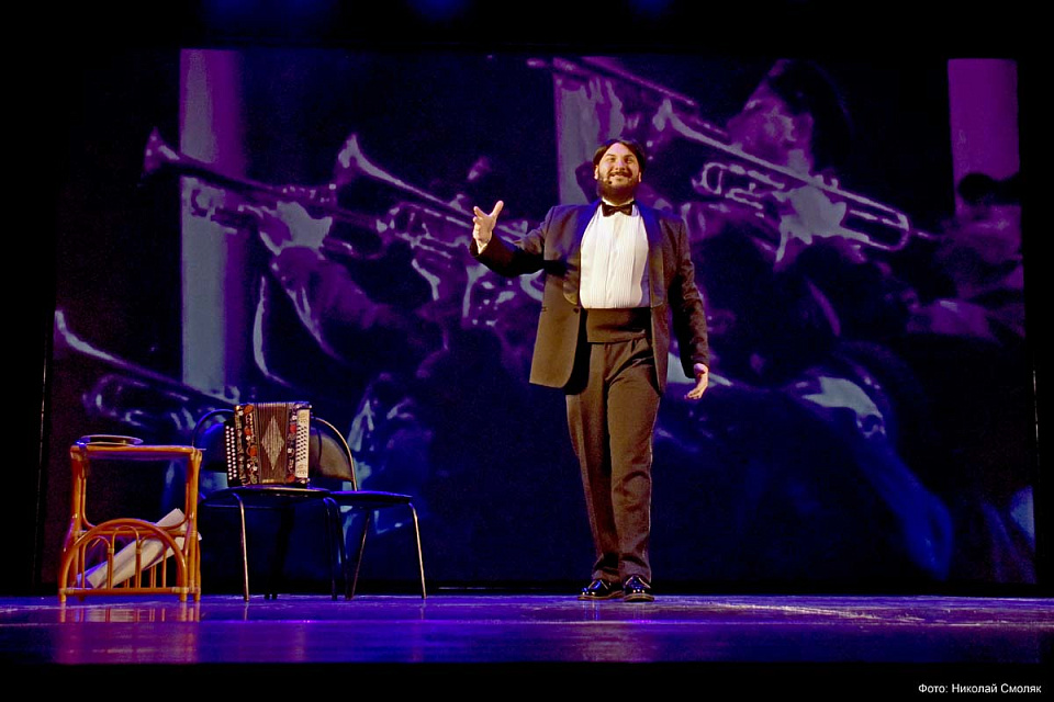 Концерт проекта "Поезд Победы" в исполнении солистов Калининградской филармонии, Городской дворец культуры г. Апатиты, 27 Сентября 2025г. — фото 9