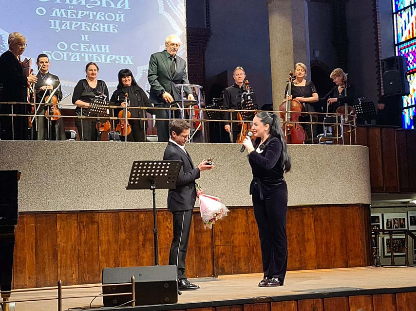 Павел Деревянко (Москва) и Камерный оркестр филармонии, «Сказки с оркестром», 22 Апреля 2023г. — фото 8