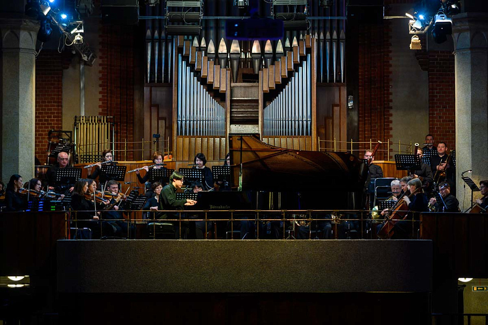 «Музыкальная сборная России». А.Папушев, М.Ли, Л.Журавский и оркестр филармонии, «Русская музыка на Балтике», 13 Апреля 2024г. — фото 10